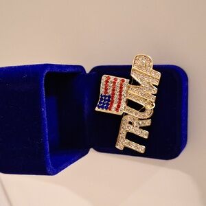 Trump flag pin new with tag